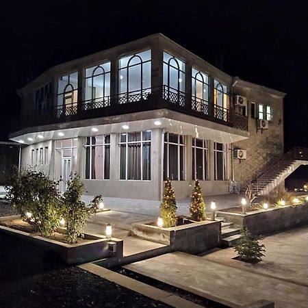 Yolyans Hotel กอริส ภายนอก รูปภาพ